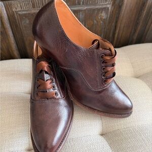 Elegant Brown Leather Women's Heels